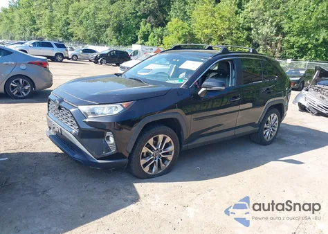 2019 Toyota Rav4 Xle Premium z USA, uszkodzony, nr VIN 2T3A1RFV2KC036930